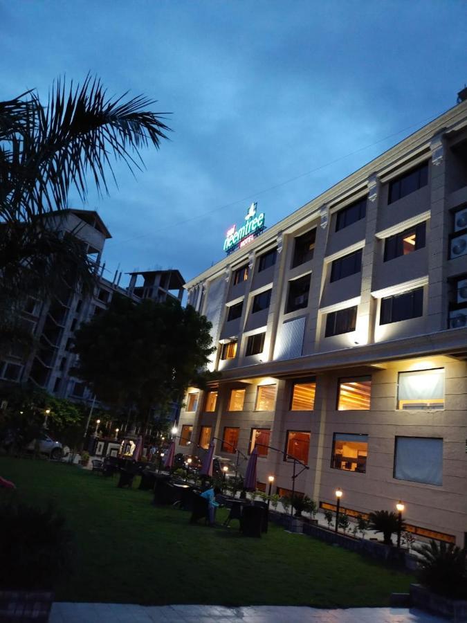 Sai Neem Tree Hotel Shirdi Exterior photo